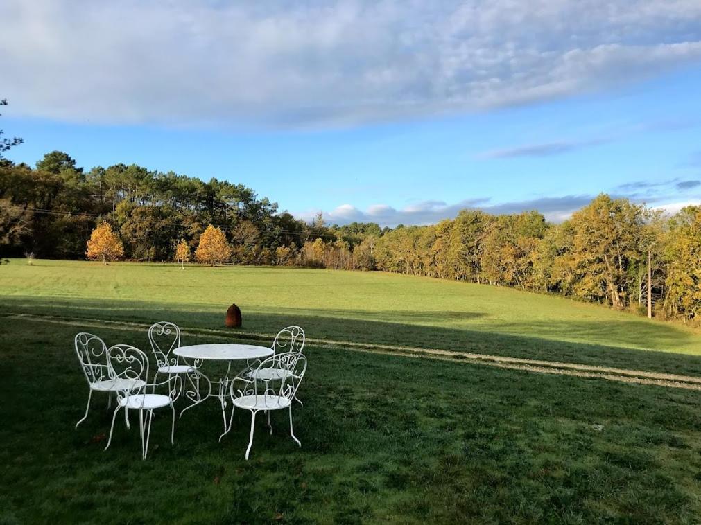 Domaine De La Charmeraie Piscine Chauffee Saint-Cirq  Esterno foto